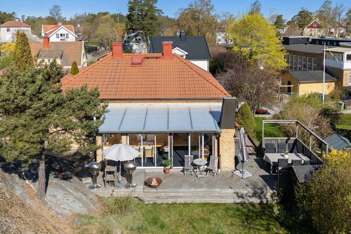 6 rum villa på Badhusgatan 10 Nynäshamn, Nynäshamns kommun - bild 3