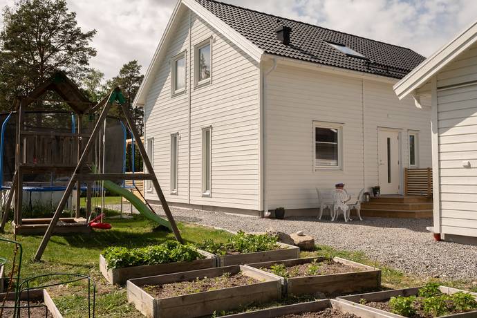 Fjällgårdsvägen 21, Gladö Kvarn, Huddinge kommun