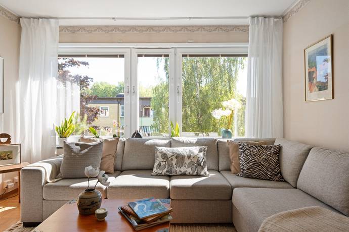 3 rum lägenhet på Oppeby gård 43 Oppeby, Nyköpings kommun - bild 2