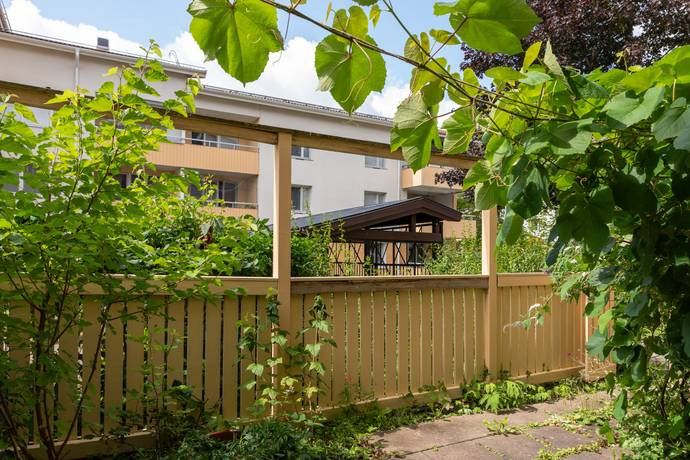 3 rum lägenhet på Knotavägen 43 Bjurhovda, Västerås kommun - bild 1
