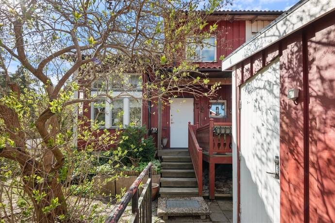 5 rum radhus på Björkholmsvägen 208 Östra Orminge, Nacka kommun - bild 3