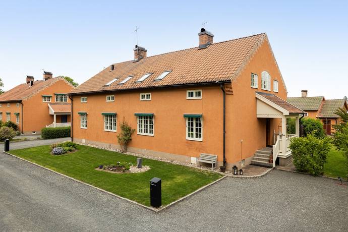 11 rum Villa på Kaserngatan 5A & 5B Norr Eksjö kommun - bild 2
