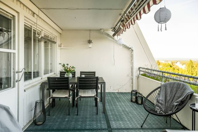 4 rum Lägenhet på Kungsvägen 127 Entréplan & våning 3 från balkongsidan Timrå Timrå kommun - bild 12