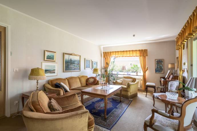 8 rum villa på Östanbergsvägen 15 Lillån, Örebro kommun - bild 4