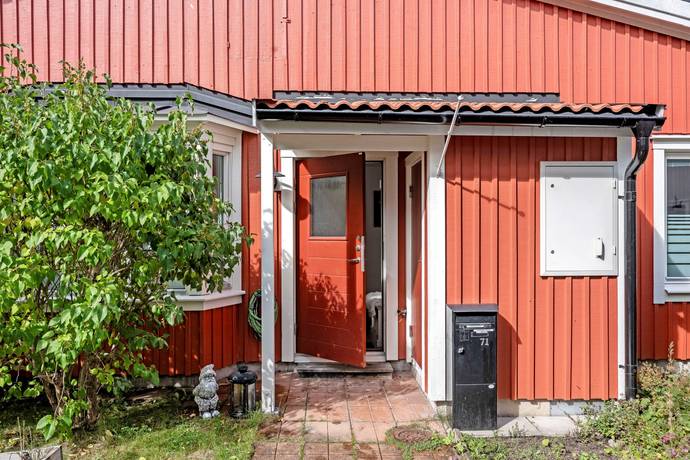 Smålandsvägen 71, Sävja, Uppsala kommun