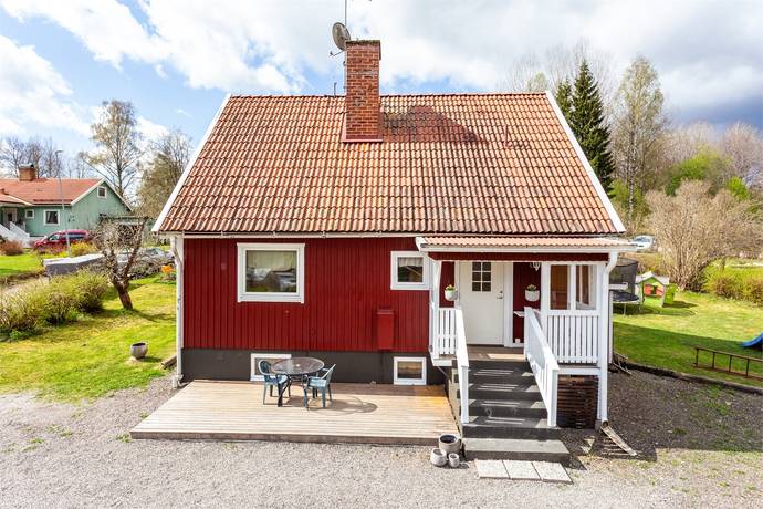 4 rum Villa på Älggårdsvägen 8 Kopparberg Ljusnarsbergs kommun - bild 2
