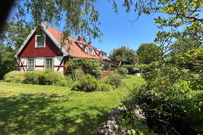 6 rum Villa på Ängelholmsvägen 1/Ellenbergavägen 2 Munka Ljungby Ängelholms kommun - bild 1