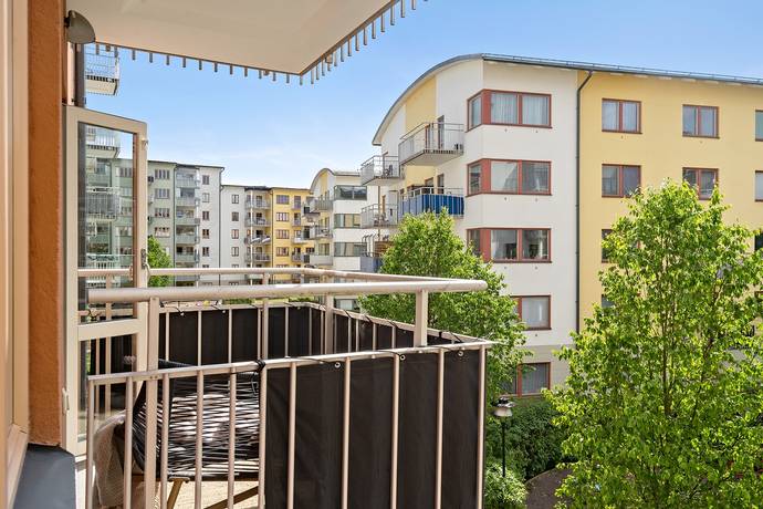 2 rum lägenhet på Blåklockevägen 10 Tureberg, Sollentuna kommun - bild 2