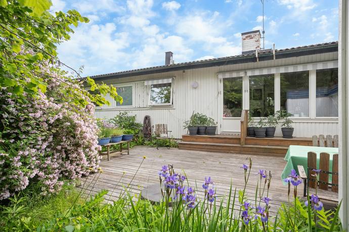 Backvägen 16, Västra Jakobsberg, Järfälla kommun