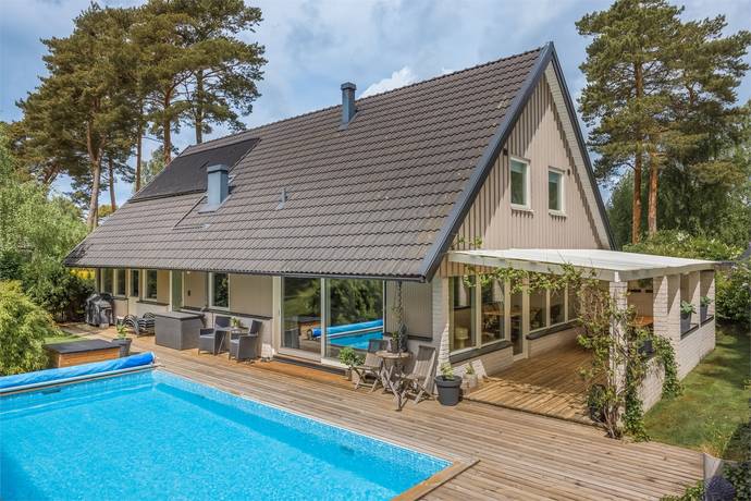 7 rum villa på Lupinvägen 12F Hofterup, Kävlinge kommun - bild 1