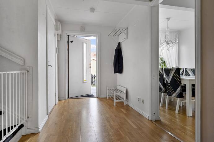 3,5 rum radhus på Kaplanvägen 92 Prästgårdsmarken/Prästhagen, Upplands Väsby kommun - bild 2
