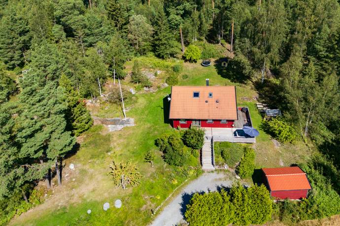 7 rum villa på Söderskogsvägen 9 Ljusterö, Österåkers kommun - bild 1