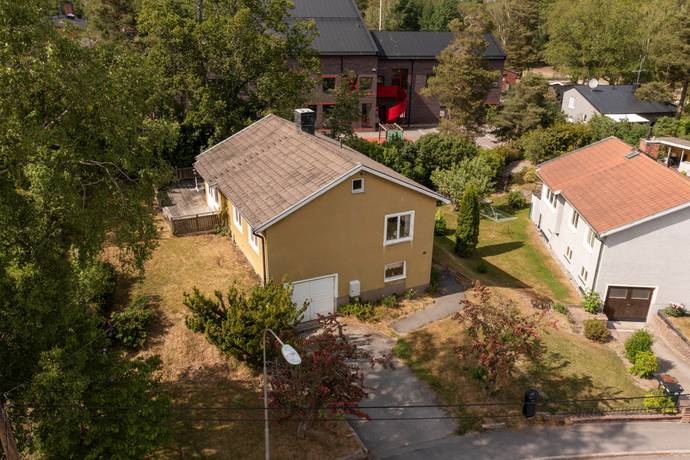 5 rum villa på Vråkstigen 10 Älvsjö - Herrängen, Stockholms kommun - bild 2