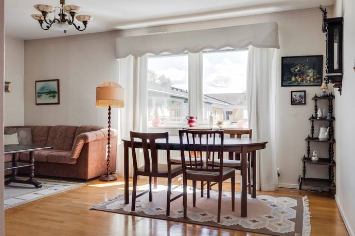4 rum Lägenhet på Ledgränd 27 Solhaga Örebro kommun - bild 4