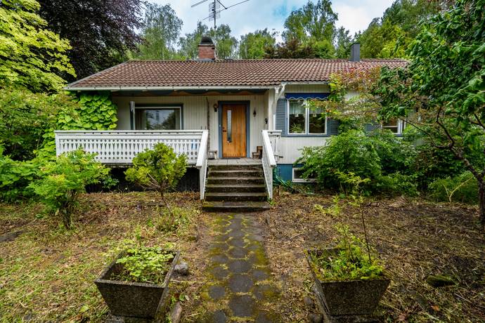 3 rum villa på Björkvägen 23 Guldsmedshyttan, Lindesbergs kommun - bild 1