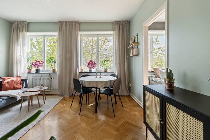 2 rum lägenhet på Essingetorget 37 Kungsholmen - Stora Essingen, Stockholms kommun - bild 2