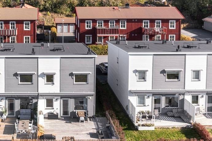 4 rum Radhus på Lertagsvägen 18A Centralt Knivsta kommun - bild 21