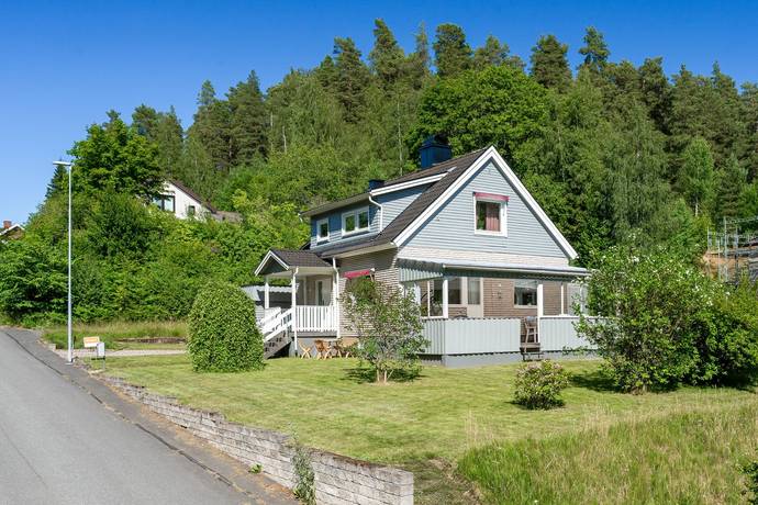 6 rum villa på Egnahemsvägen 27 Norrahammar , Jönköpings kommun - bild 1