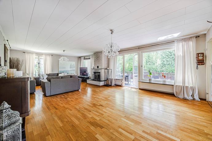 7 rum Villa på Blåbärsvägen 3 Ärsta Eskilstuna kommun - bild 8