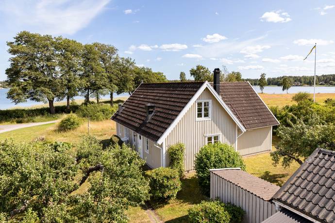6 rum fritidshus på Trädgårdsmästarvägen 8 Loftahammar, Västerviks kommun - bild 1