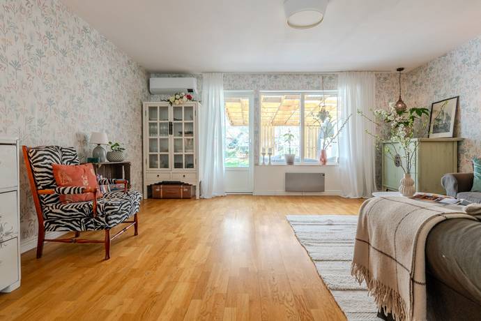 8 rum Parhus på Tegvägen 13 Solgårdsgärde Vallentuna kommun - bild 18