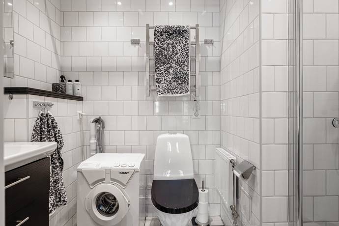 4 rum Lägenhet på Rådjursstigen 28 Bergshamra Solna kommun - bild 32