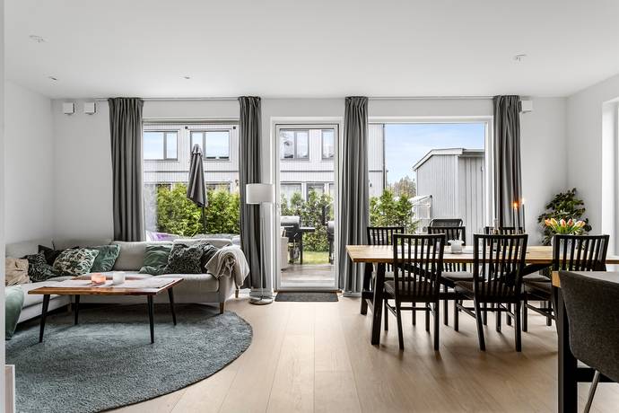 Vildsvinsvägen 8A, Mariefred Marielundsviken, Strängnäs kommun