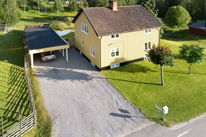 4 rum villa på Storgatan 19 Bjurholm, Bjurholms kommun - bild 1