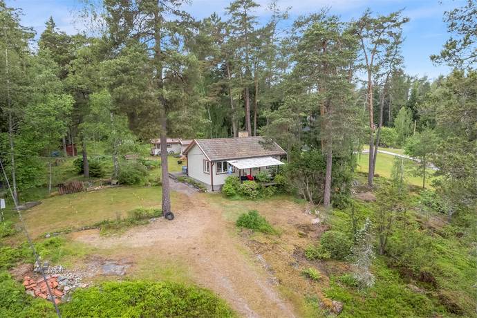 3 rum fritidshus på Bondmorans väg 36 Bro - Håbo-tibble, Upplands-Bro kommun - bild 2