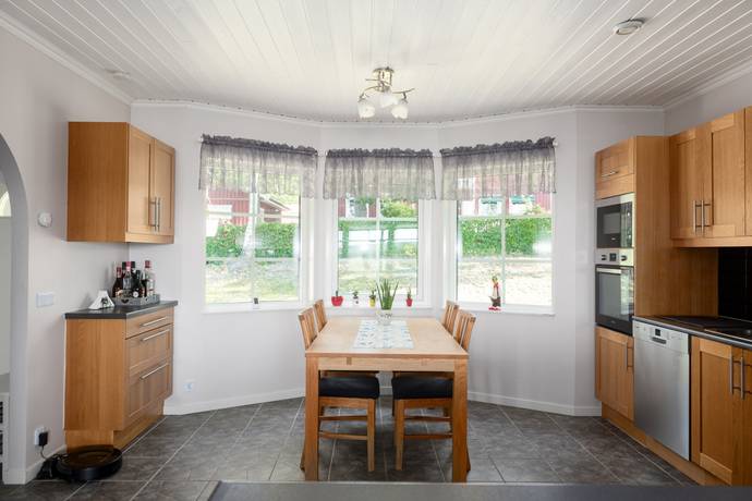 5 rum Villa på Slottsskogsleden 5 Häggeby Måttan Håbo kommun - bild 14