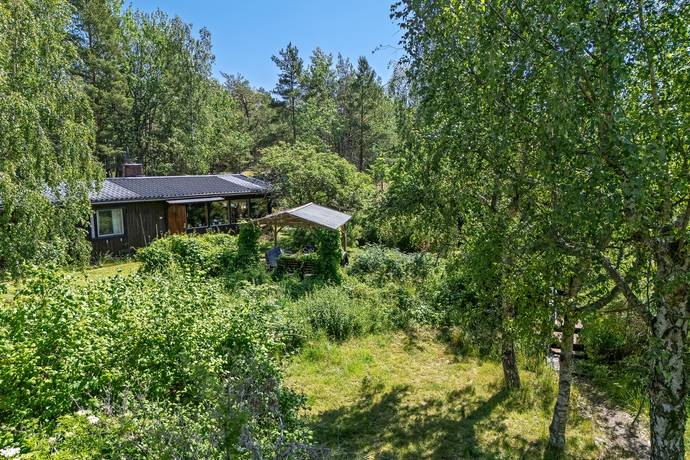 5 rum vinterbonat fritidshus på Smultronvägen 11 Storudden, Nynäshamns kommun - bild 1