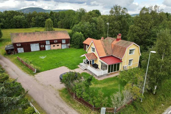 4 rum villa på Bäsnavägen 17 Bäsna, Gagnefs kommun - bild 1