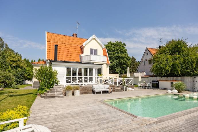9 rum villa på Acaciagatan 1 Bellevue Sjösida, Malmö kommun - bild 2