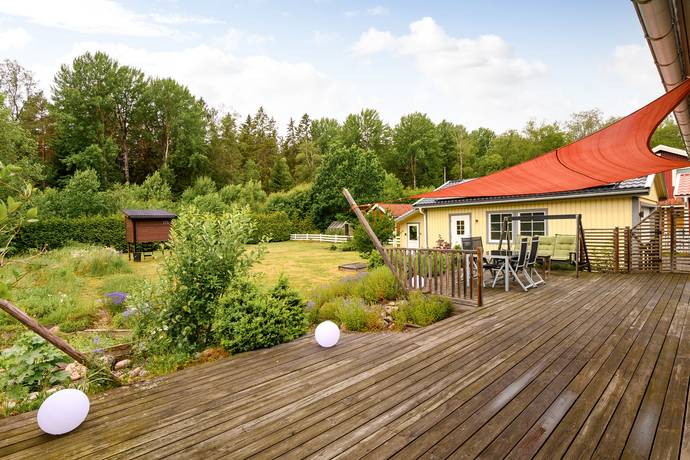 5 rum Villa på Broby ängsväg 17 Hölö Södertälje kommun - bild 17