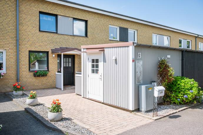 5 rum radhus på Anemongatan 13 Bårslöv, Helsingborgs kommun - bild 1
