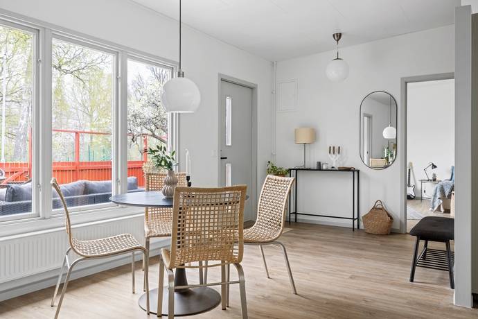 5 rum villa på Vulcanusvägen 32A Bergvreten, Enköpings kommun - bild 3