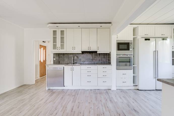 80 m² Villa på Holmagatan 76 Hällabrottet Kumla kommun - bild 14