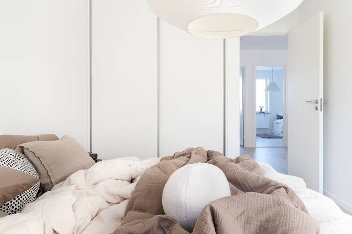 5 rum Parhus på Lydia Wahlströms väg 32 Barkarö  Västerås kommun - bild 10