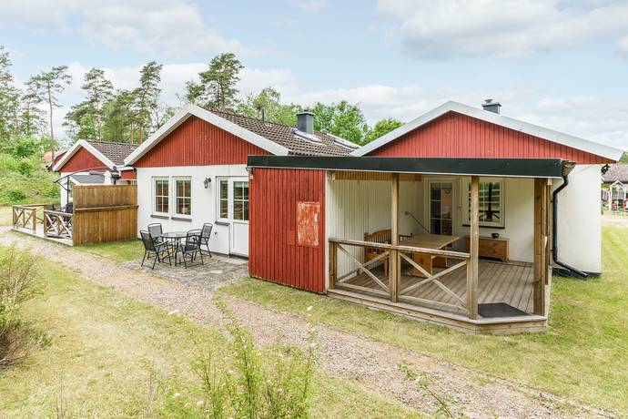 6 rum fritidshus på Postvägen 13A - 13D Eriksmåla, Emmaboda kommun - bild 3