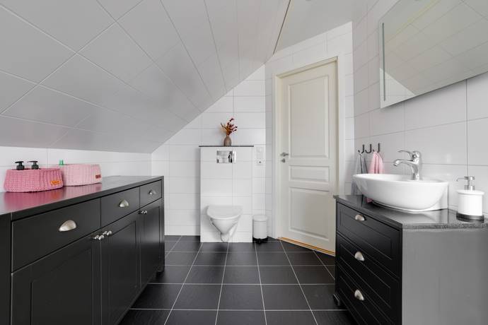 6 rum Villa på Anders Petters väg 55 Norra Bro Örebro kommun - bild 27