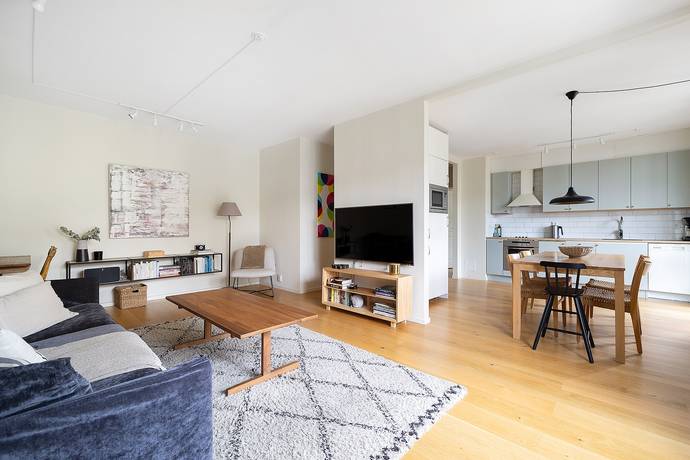 2,5 rum lägenhet på Gustav III:s Boulevard 57 Frösunda, Solna kommun - bild 2