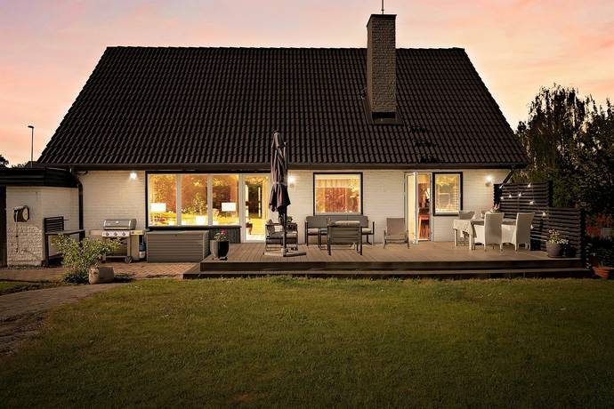 5 rum villa på Rågvägen 6 Rotebro, Sollentuna kommun - bild 1