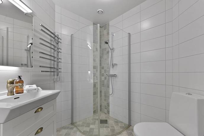 6 rum Villa på Skomakartorp 5 Skärvik Ekerö kommun - bild 20