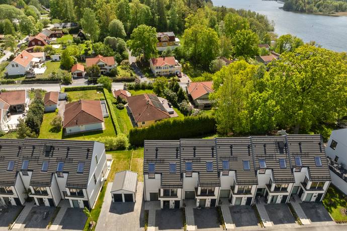 6 rum Par-/kedje-/radhus på Ulvsbergsvägen 7G Tullinge Strand Botkyrka kommun - bild 46