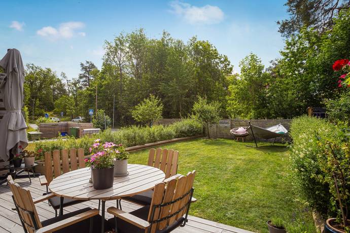 5 rum radhus på Björknäs skolväg 8B Björknäs, Nacka kommun - bild 4