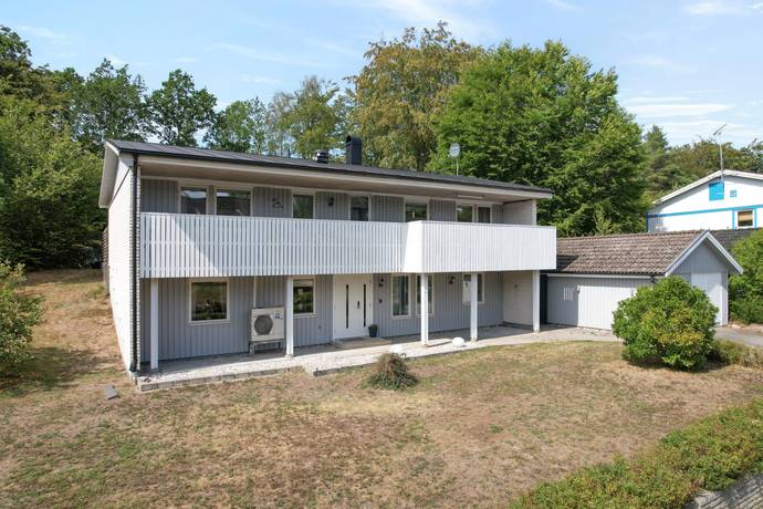 Bromvägen 11, Rödeby, Karlskrona kommun