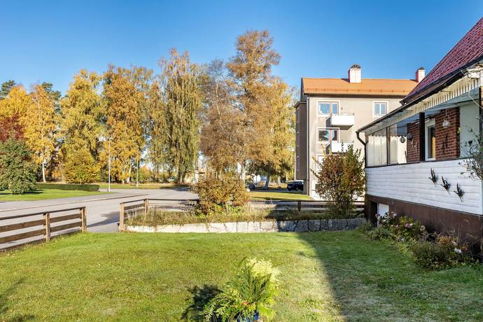 5 rum Villa på Smedjegatan 31 Södra Skogen Karlsborgs kommun - bild 14