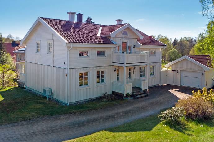 6 rum villa på Petuniavägen 5 Vendelsö, Haninge kommun - bild 1