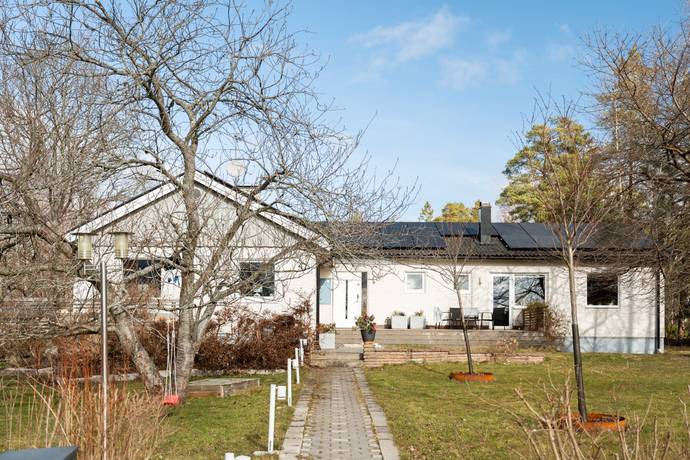 9 rum Villa på Semestervägen 4 Träkvista Ekerö kommun - bild 59