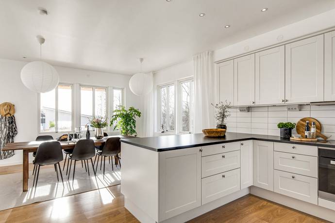 6 rum Villa på Utnäsvägen 2A & 2B Hällarna Arboga kommun - bild 14